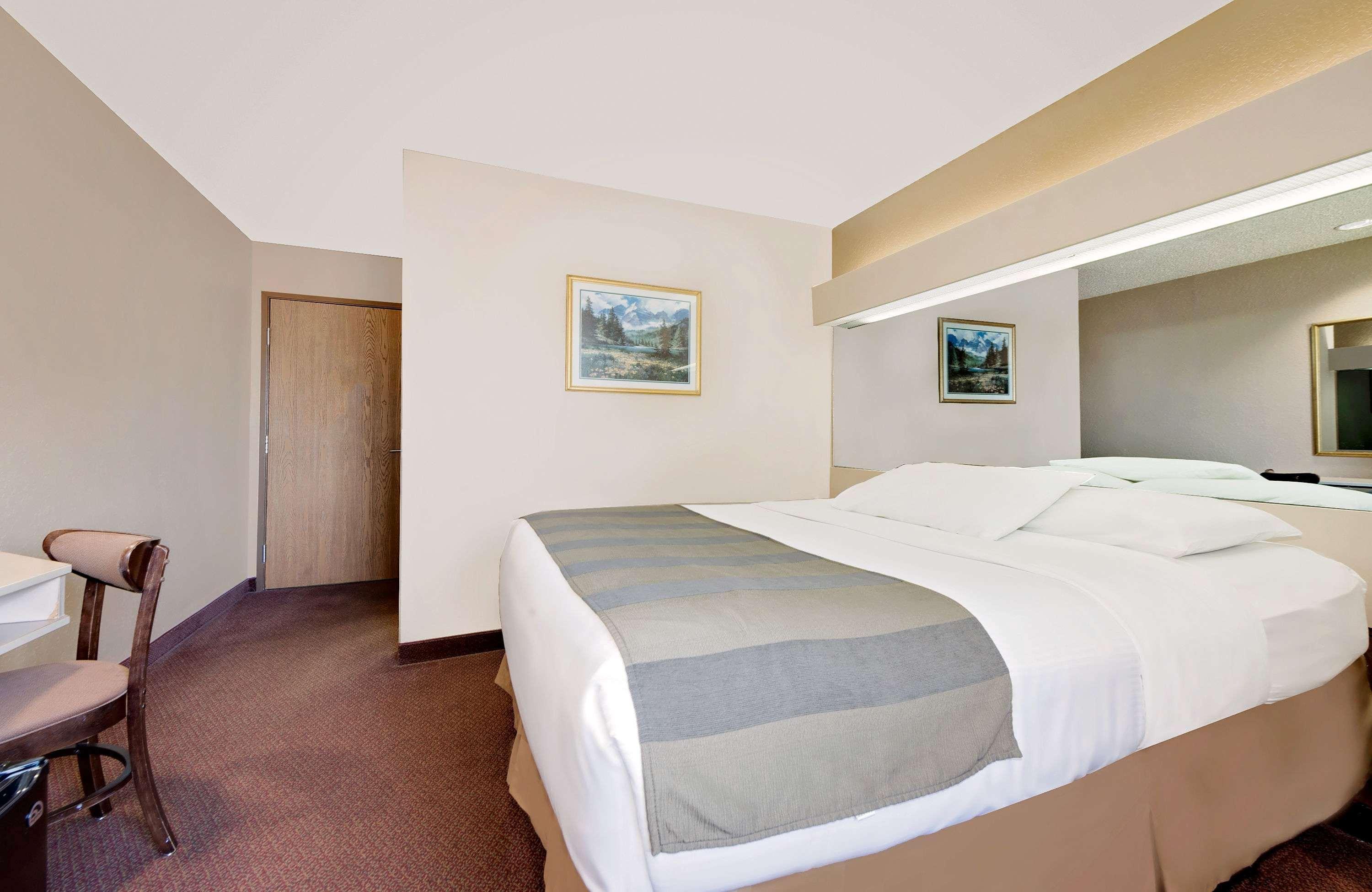 Microtel Inn & Suites By Wyndham Joplin Kültér fotó
